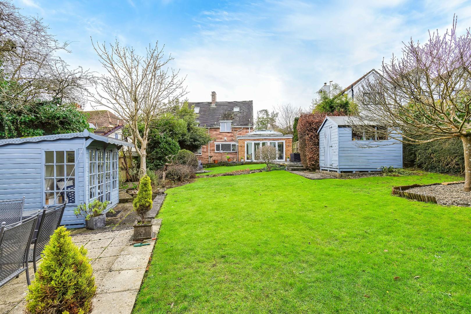 43 Highwalls Avenue, Dinas Powys, CF64 4AQ